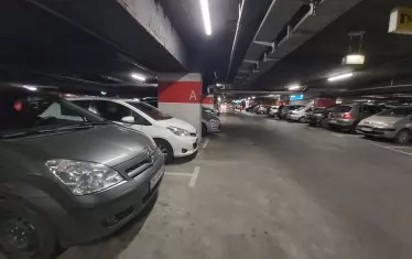 Депутати предлагат паркоместата да се купуват и продават самостоятелно