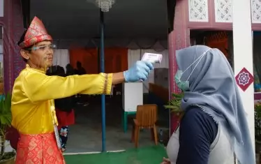  Преди гласуване в Индонезия.