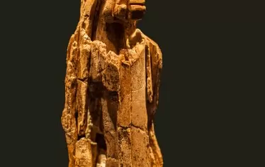  Лъвочовекът от пещерата Хохленщайн Щадел в Германия. 