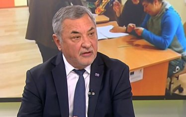 НФСБ си смени името и махна Валери Симеонов