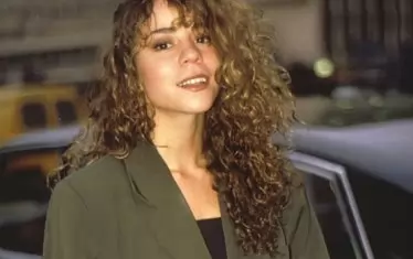  Марая Кери през 1990 г. 