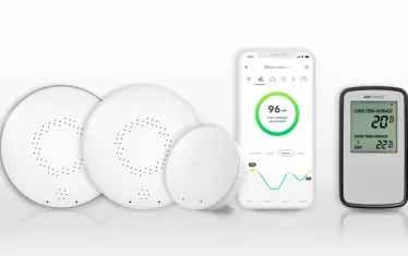 Устройството на Airthings предлага на компаниите възможността да анализират помещенията и риска от предаване на вируси. Сензорите не откриват самия вирус, но използват други фактори за оценка на риска.