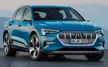  Audi e-tron