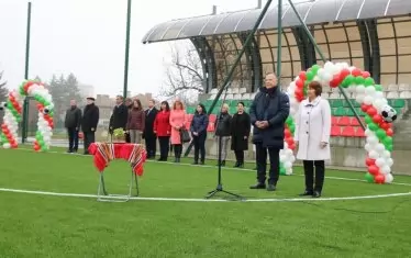 Откриването на нов футболен комплекс в Казанлък на 8 януари т.г. е нов плюс за ръководството в оставка преди бъдещия конгрес.