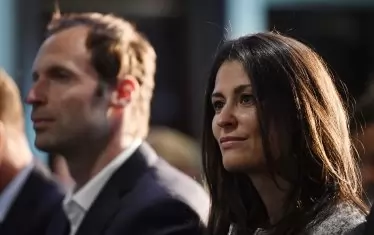 4 юли 2019 г.: Марина Грановская и бившият вратар на "Челси" Петър Чех, който бе привлечен от рускинята като технически съветник, присъстват на представянето на Франк Лампард като нов треньор на "сините".