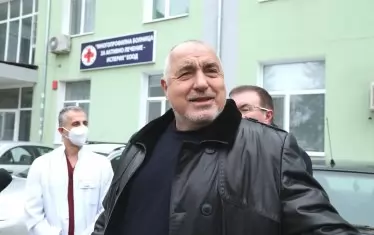  Повели от джипката - "Отваряш ресторантите. И точка!"