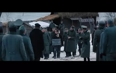 Кадър от филма „Зоя“.
