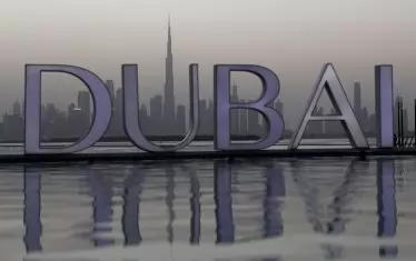  Дубай - врата към модерна архитектура и средновековни нрави.