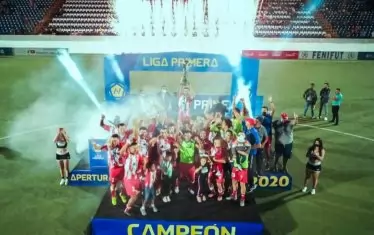 Рекордьор в света по брой поредни шампионски титли за изминалото десетилетие е никарагуанският "Реал" (Естели).