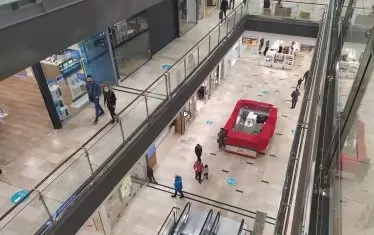 Магазините в моловете ще имат допълнителни паник бутони