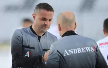 Реферът на мача "Славия" - "ЦСКА-София" Никола Попов, син на  изпълнителния зам.- директор на БФС Антон Попов, не за първи път понася критики, включително и от Венцеслав Стефанов.