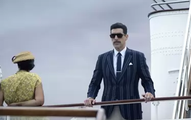 Няма нищо учудващо във факта, че много хора предпочитат да видят Саша Барън Коен в сериозна роля като "Шпионинът", а други по маска като в "Борат".