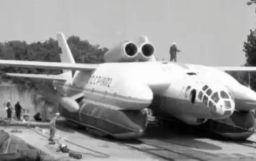 За първите изпитания на вода VVA-14 е бил пускан в езеро "на ръка".