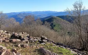 От върха се разкриват чудесни гледки