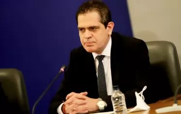 Въпреки че е председател на Надзорния съвет на ББР от 2017 до 2020 г., Лъчезар Борисов не знае кои са големите кредитополучатели на банката.