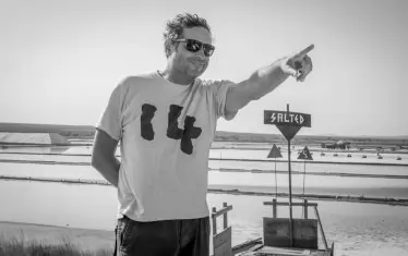 Аниматорът Теодор Ушев е един от двамата българи, които членуват в Американската академия за филмови изкуства и науки и участват в гласуването. Другият е Мария Бакалова. 