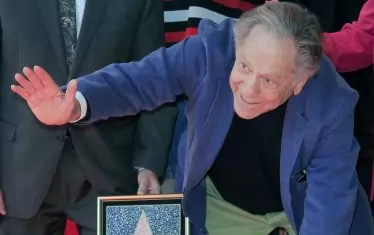 Почина актьорът Джордж Сигъл