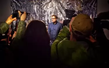  На изложбата си в СГХГ "Като в тъмно огледало".