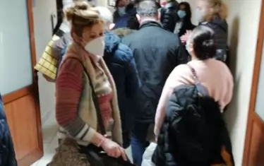  Вчерашните опашки в столичната РЗИ