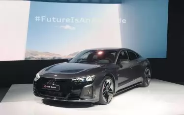 Суперседанът e-tron GT