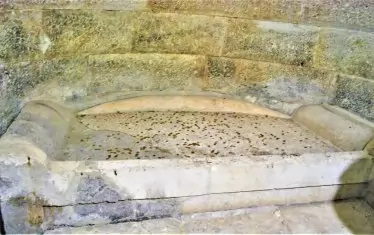  Ложето в тракийската гробница до с. Мезек