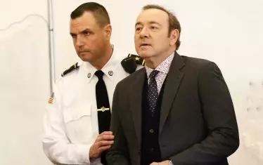 Пред съда в Нантъкет през януари 2019 г. — обвиненията бяха свалени, след като обвинителят отказа да дава показания.