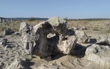 "Сърцето" е ясно забележимо като форма в един от най-популярните камъни в комплекса.