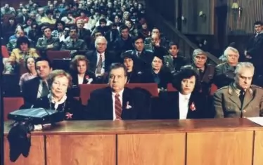 Във Военната академия с акад. Благовест Сендов, който впоследствие помага на неин докторант в Япония.