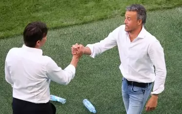 Накрая Енрике се успокои и джентълменски поздрави селекционера на хърватите Златко Далич.