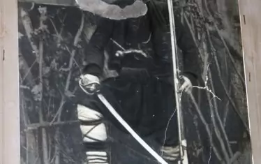 Поп Груйо в четническа униформа.