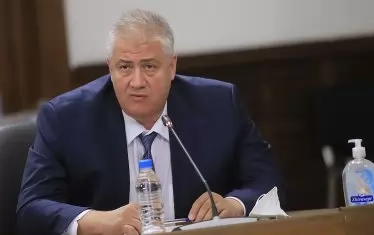 Проф. Асен Балтов дойде с протести на шефското място в "Пирогов" и си отива с протести.