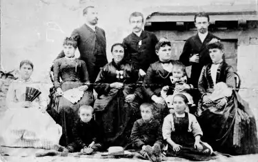 Найчо Цанов с роднини, 1889 г.