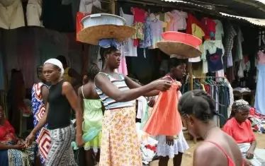  На пазар в Сао Томе и Принсипе