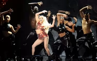 Лейди Гага на годишните видеонагради на MTV.