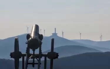 На 13 км от връх Св. Никола е Бузлуджа с дома-паметник на БКП. 