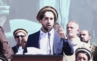 Ахмад Масуд използва думи на Чърчил и Де Гол от Втората световна война, за да вдъхнови сънародниците си за съпротива. Той им каза, че ги чакат само кръв и сълзи и че са загубили битката, но не и войната.