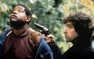 В "Играчка-плачка", 1992 г.