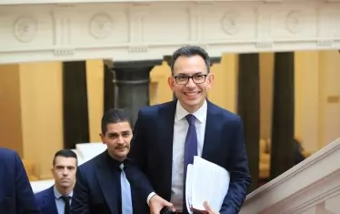  Шефът на правната комисия Андрей Михайлов (ИТН).