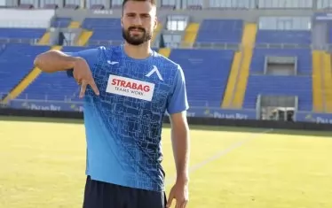 "Славия" взе трети доскорошен играч на "Левски"