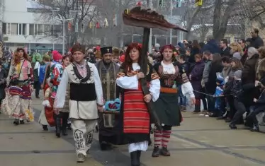Сурва в Перник