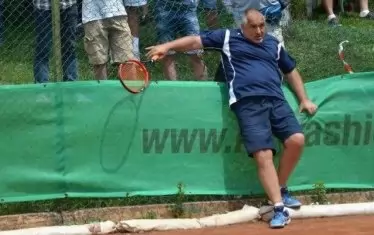  Големия тенисист