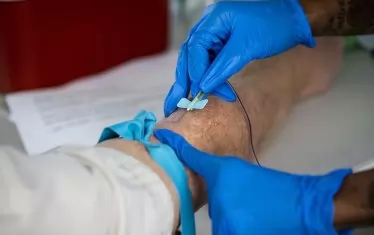 Тестовете за антитела са добър метод за проследяване каква част от населението се е срещала с вируса.