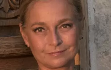  Анелия Янева, театрален критик.