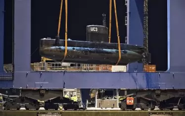 Подводницата, в която е била убита Ким Вал.