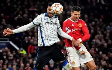  Моментът, в който Кристиано Роналдо най-сетне успя да вкара във вратата на "Аталанта" и така да осигури на "Манчестър Юн" пълния обрат в резултата.