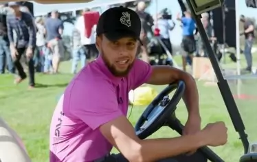 Стеф Къри в реклама на Rakuten