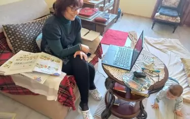 Онлайн обучението е предизвикателство и за учителите