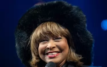  Истинската Тина Търнър на германската премиера на мюзикъла „Тина“ през март 2019 г.  