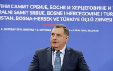Президентът на Република Сръбска се издирва от Интерпол