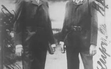  Князете Борис и Кирил като ученици.